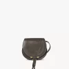 Petit sac de selle Marcie en cuir brillant Petit sac de selle Marcie en cuir brillant