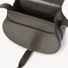 Petit sac de selle Marcie en cuir brillant Petit sac de selle Marcie en cuir brillant