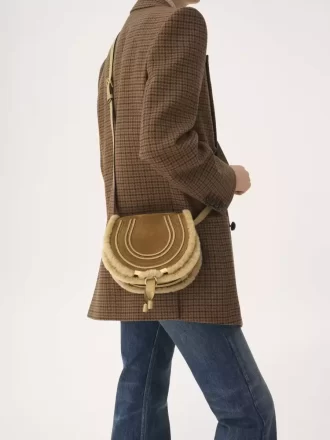 Petit sac de selle Marcie en cuir suédé et peau lainée