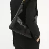 Petit sac hobo Marcie en cuir brillant Petit sac hobo Marcie en cuir brillant