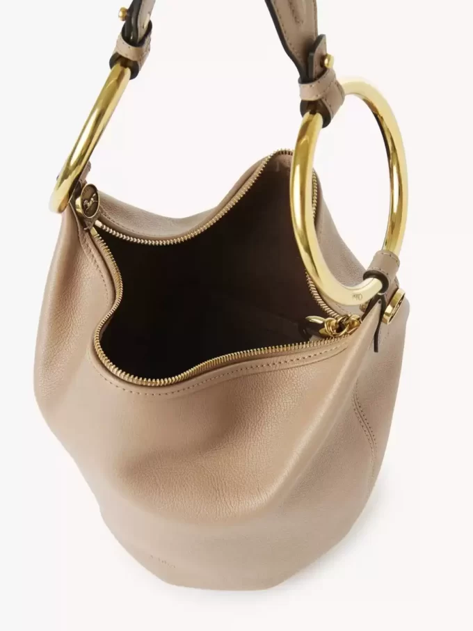 Petit sac à main bracelet en cuir grainé