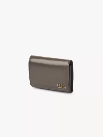 Petit sac à main Chloé Iconic à trois volets avec poche à monnaie en cuir brillant