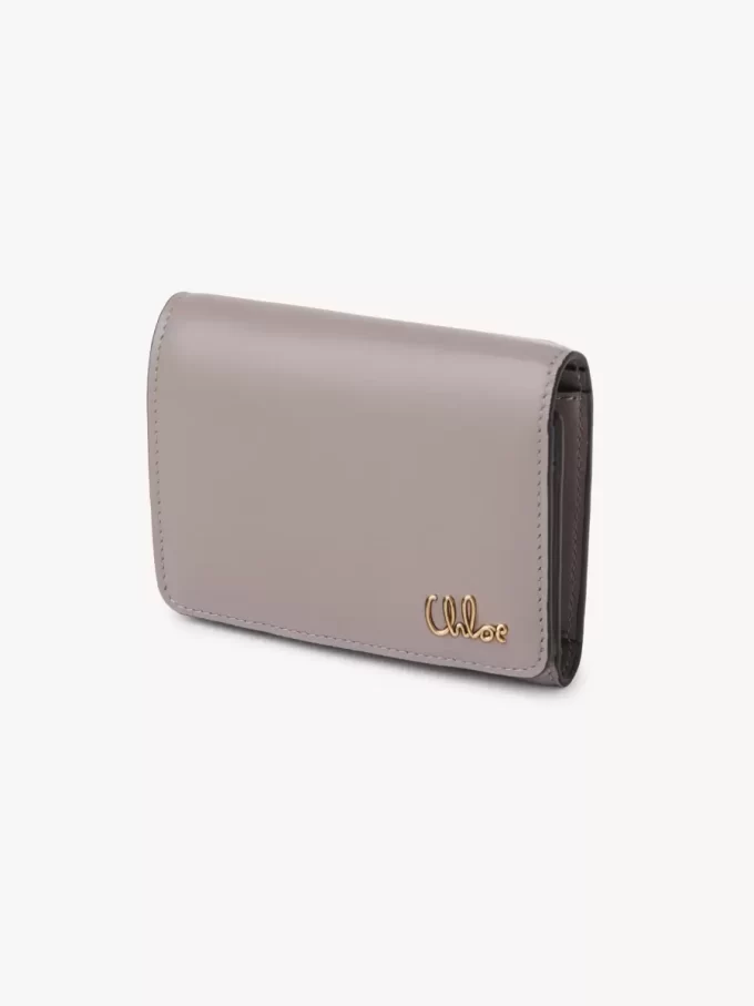 Petit sac à main Chloé Iconic à trois volets avec poche à monnaie en cuir brillant