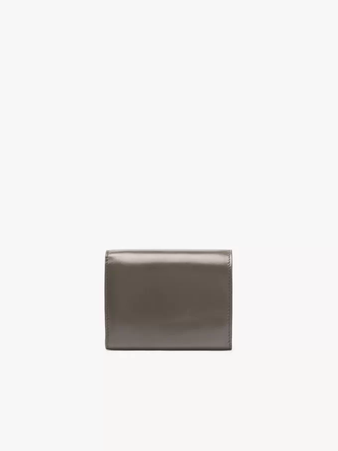 Petit sac à main Chloé Iconic à trois volets avec poche à monnaie en cuir brillant