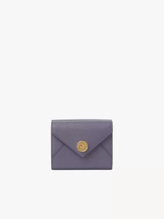 Petite enveloppe à trois volets en cuir grainé Petite enveloppe à trois volets en cuir grainé