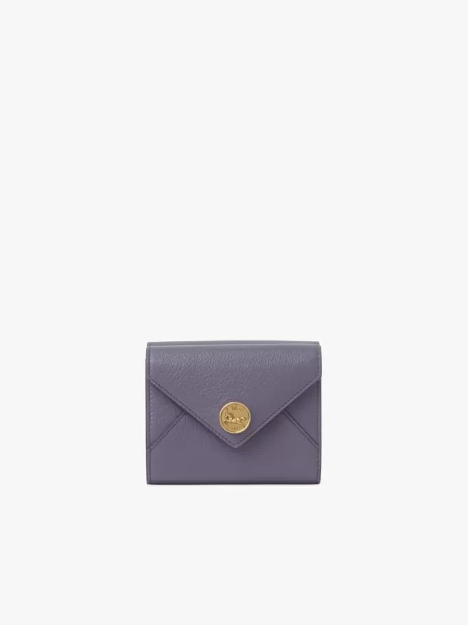 Petite enveloppe à trois volets en cuir grainé Petite enveloppe à trois volets en cuir grainé