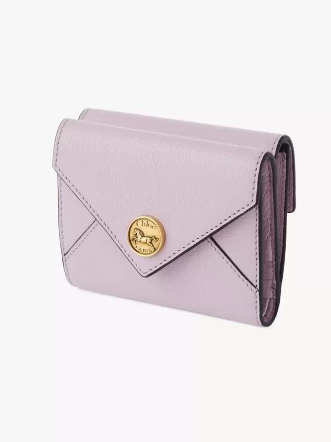 Petite enveloppe à trois volets en cuir grainé