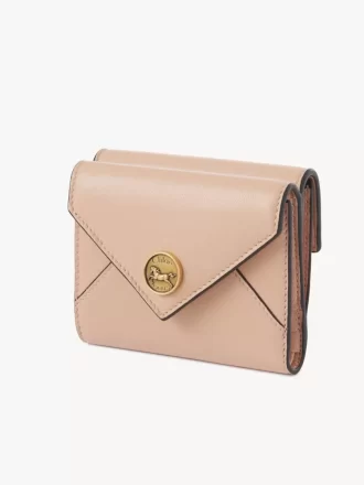 Petite enveloppe à trois volets en cuir grainé