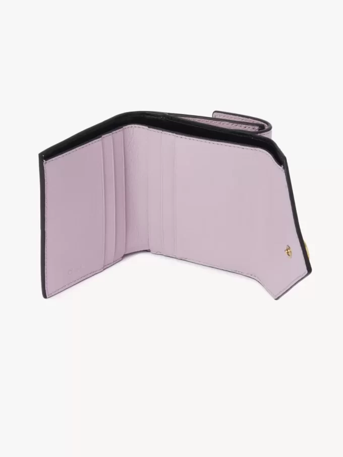 Petite enveloppe à trois volets en cuir grainé