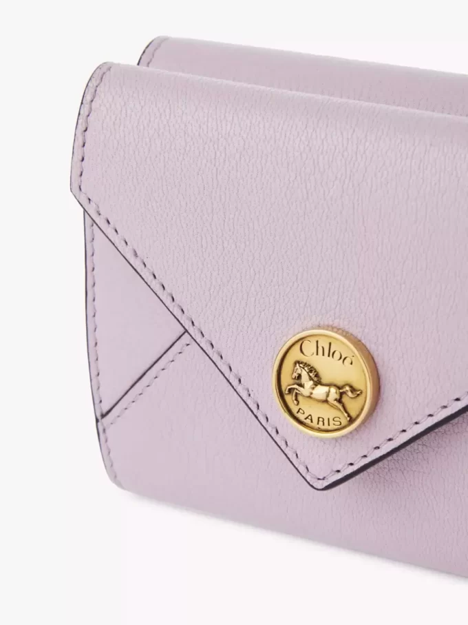Petite enveloppe à trois volets en cuir grainé