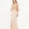 Robe longue col V en crêpe satin