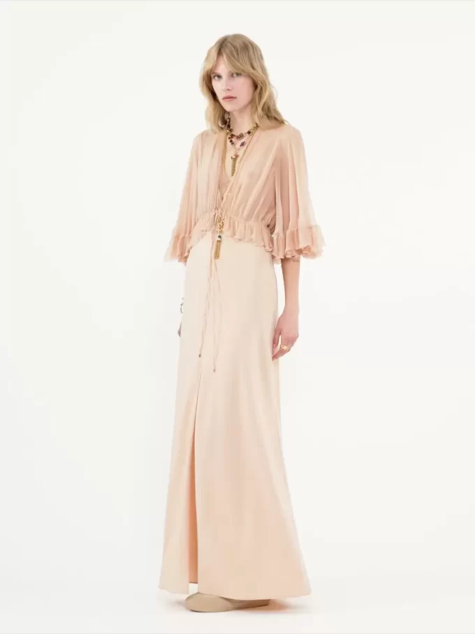 Robe longue col V en crêpe satin