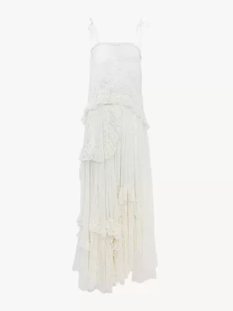 Robe longue à fines bretelles en dentelle brodée