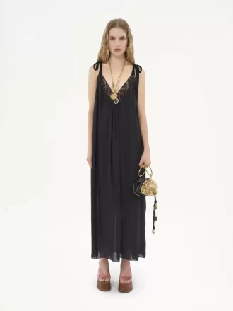 Robe longue nuisette en charmeuse de soie et dentelle