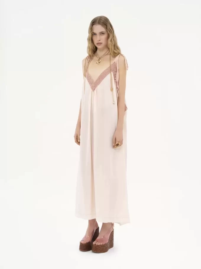 Robe longue nuisette en soie habotai et dentelle