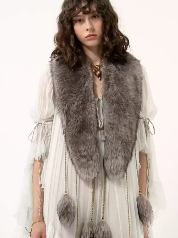Robe longue oversize à volants en mousseline de soie