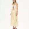 Robe longue à volants en soie habotai et dentelle
