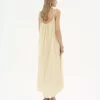 Robe longue à volants en soie habotai et dentelle