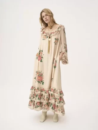 Robe longue à volants et col carré en crêpe de Chine