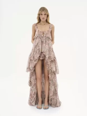 Robe à volants asymétrique en mousseline de soie