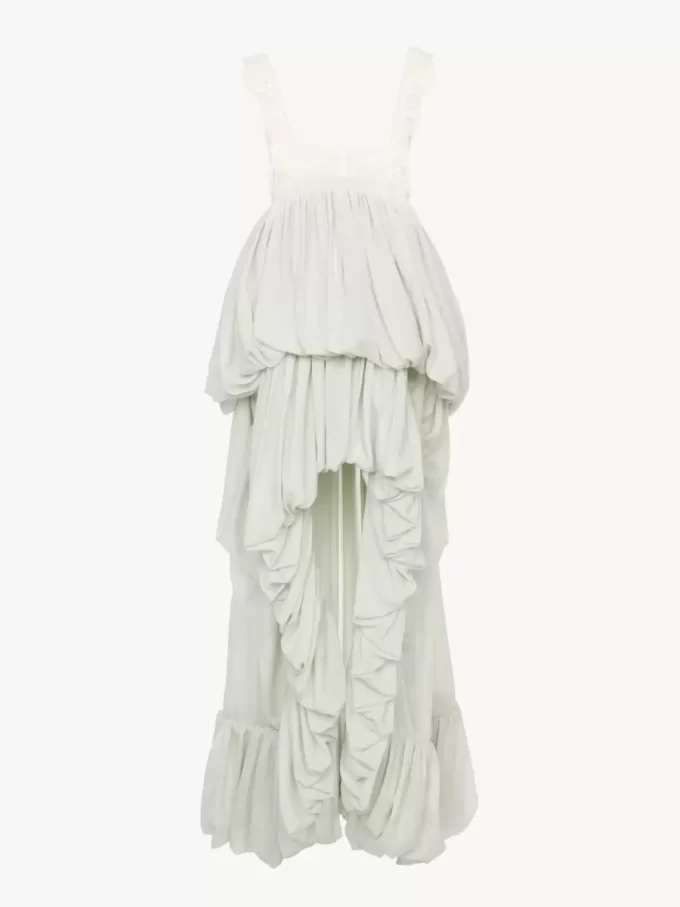 Robe à volants asymétrique en soie habotai et dentelle Robe à volants asymétrique en soie habotai et dentelle