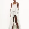 Robe à volants asymétrique en soie habotai et dentelle Robe à volants asymétrique en soie habotai et dentelle