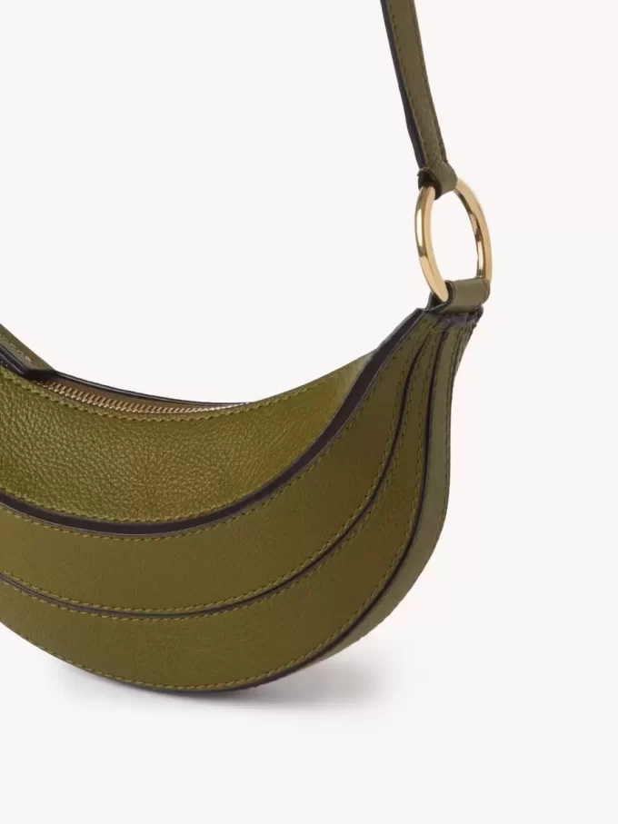 Sac banane bandoulière en cuir grainé Sac banane bandoulière en cuir grainé