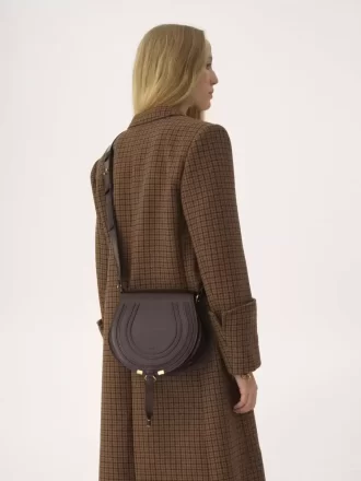 sacoche de selle marcie en cuir brillant 2 330x440 - Sacoche de selle Marcie en cuir brillant