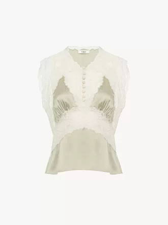 Top col V en satin de soie et dentelle