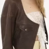 Veste courte à col rond en cuir Veste courte à col rond en cuir